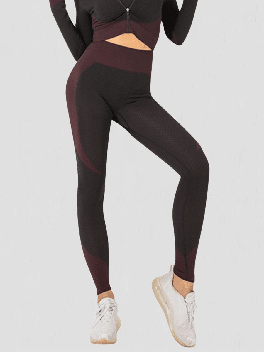 Activewear, activewear sets, leggings, bum lifting, workout clothes for women, sweat-wicking, high compression, cellulite smoothing, high waisted, BBL, seamless, squat proof, plus size gym outfits, workout wear, gym wear, athletic outfits, nike, under armour, adidas, puma, champion, bombshell activewear, gymshark women, Girlfriend Collective, lululemon, Alo Yoga, Bandier, Athleta, Athletica, Fabletics, Revenge body, Aqua, Black, fuchsia.