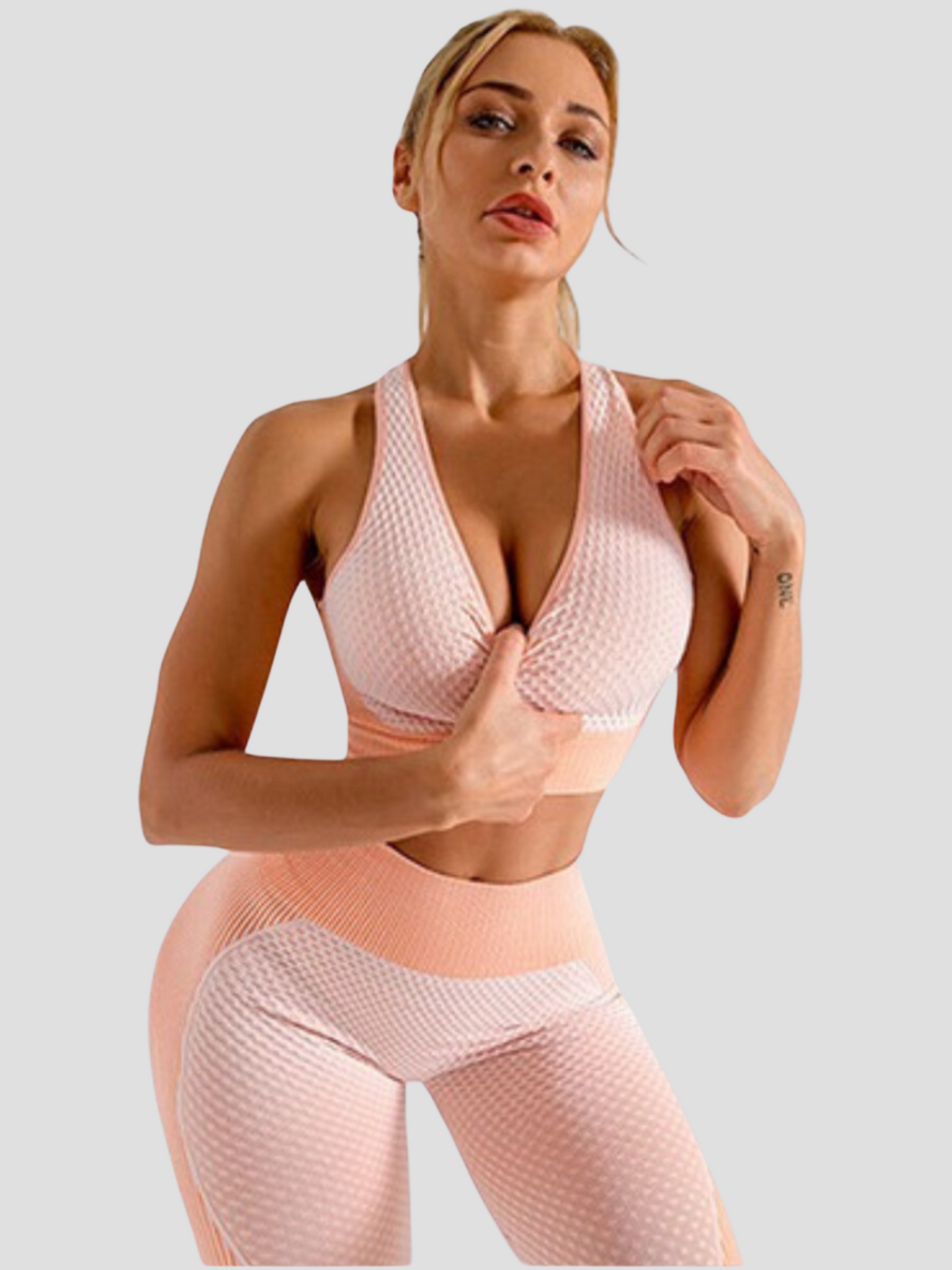 Black sports bra matching workout activewear athletic set crisscross supportive underwear, Activewear, activewear sets, sports bra, workout clothes for women, sweat-wicking, high compression, cellulite smoothing, seamless, workout wear, gym wear, athletic outfits, nike, under armour, adidas, puma, champion, bombshell activewear, gymshark women, Girlfriend Collective, lululemon, Alo Yoga, Bandier, Athleta, Athletica, Fabletics, Revenge body, pink