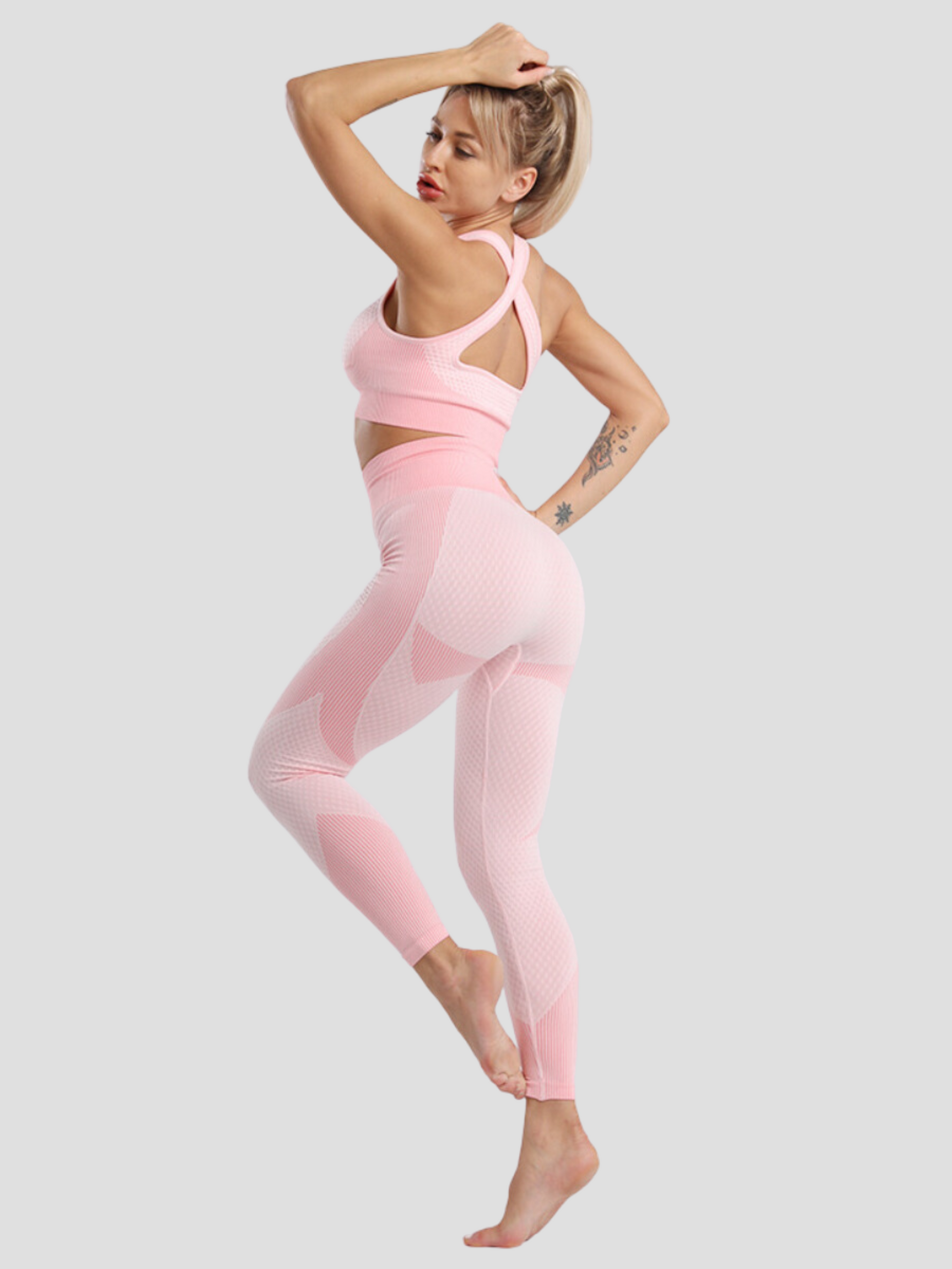 Black sports bra matching workout activewear athletic set crisscross supportive underwear, Activewear, activewear sets, sports bra, workout clothes for women, sweat-wicking, high compression, cellulite smoothing, seamless, workout wear, gym wear, athletic outfits, nike, under armour, adidas, puma, champion, bombshell activewear, gymshark women, Girlfriend Collective, lululemon, Alo Yoga, Bandier, Athleta, Athletica, Fabletics, Revenge body, pink